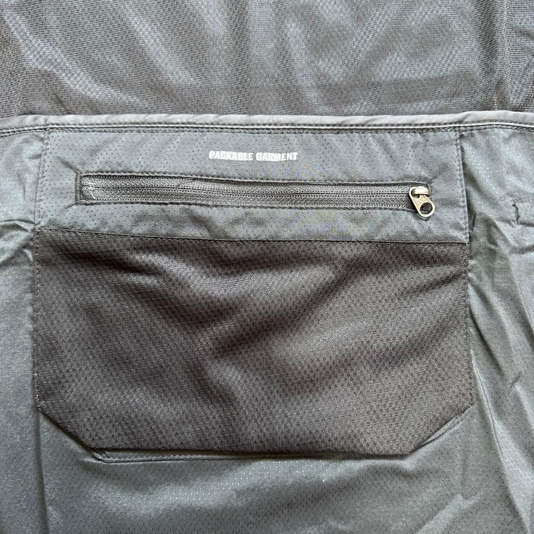 NIKE ランニングジャケット　ウィンドブレーカー　撥水　黒　ブラック　XL新品