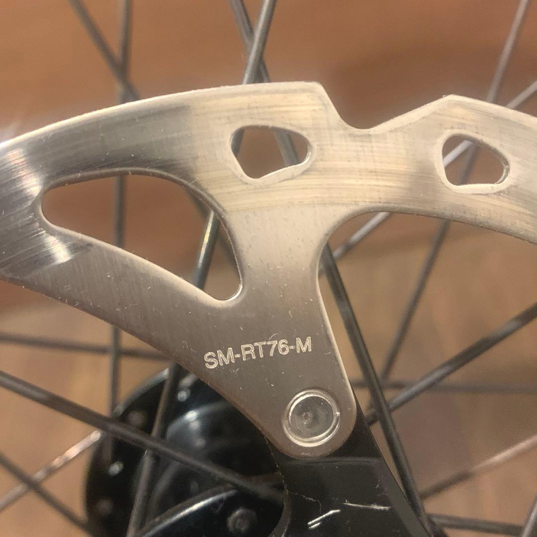 26inch MTBフロントホイール 20x110mmアクスル
