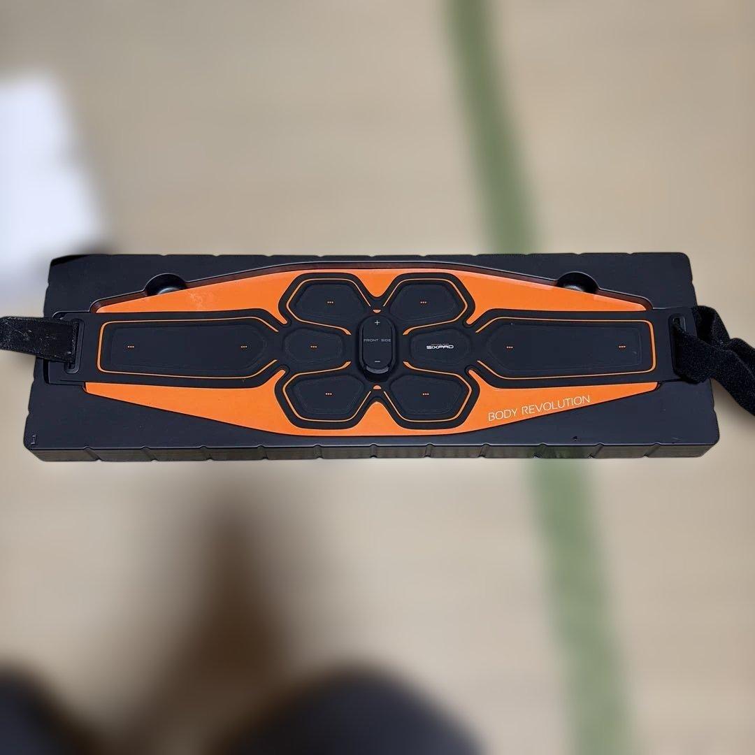 SIX PAD シックスパッド