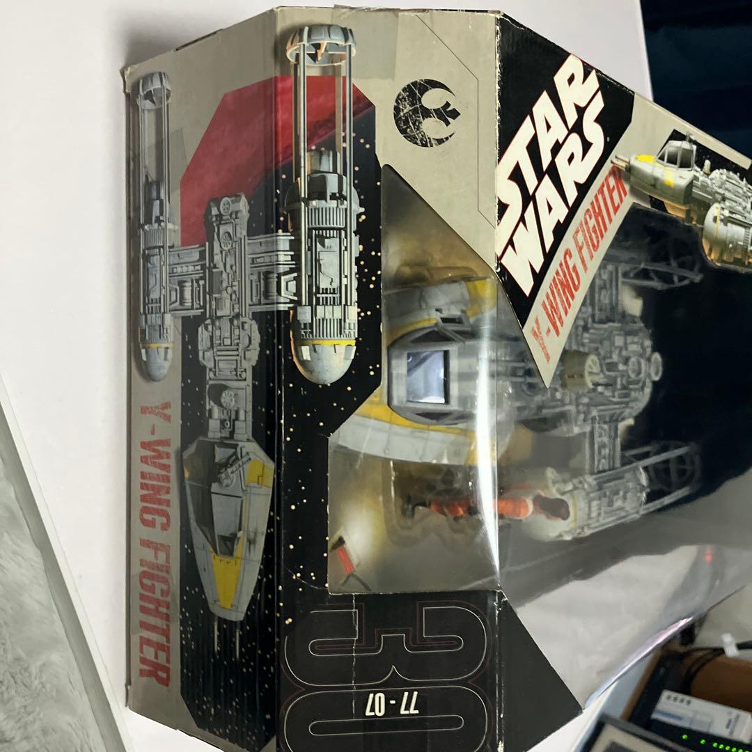 スターウォーズ Y-WING FIGHTER