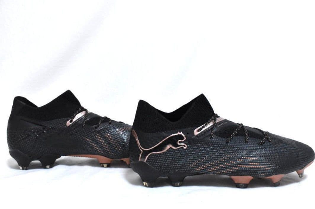 PUMA プーマ フューチャー 7 アルティメット FG/AG 25.5cm