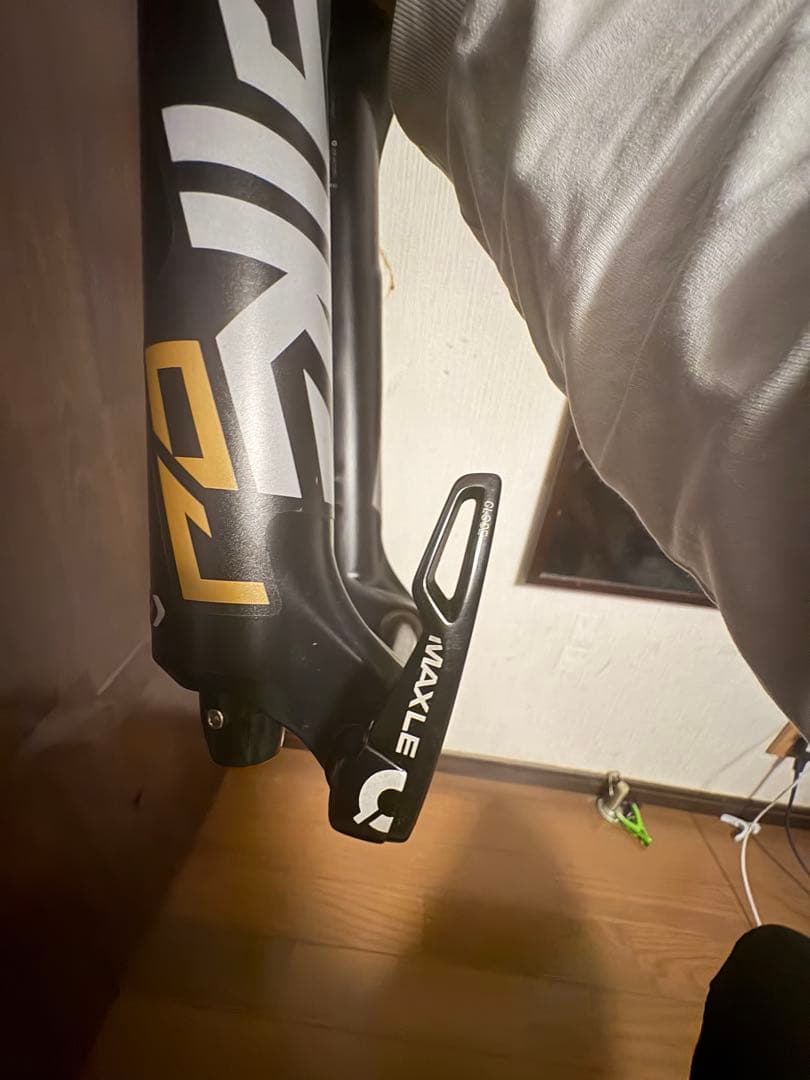 ROCKSHOX PIKE DJ 26インチ