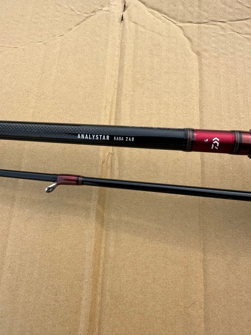 タ*!様 DAIWA ANALYSTAR KADA 240 船竿 黒/赤