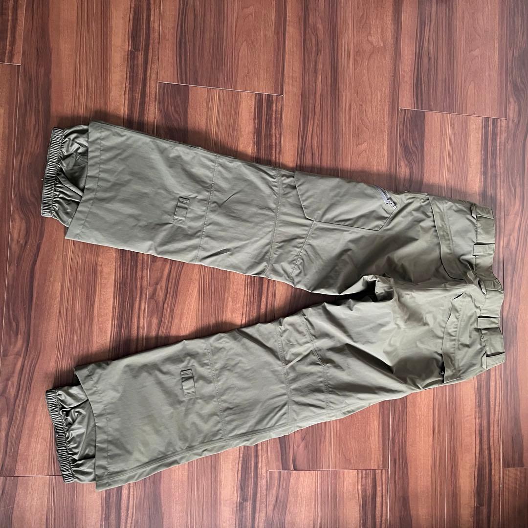 美品　Burton ak GORE-TEX pants M カーキ