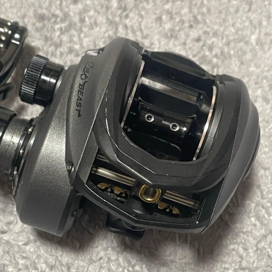 ABU GARCIA REVO BEAST レボ ビースト40-HS