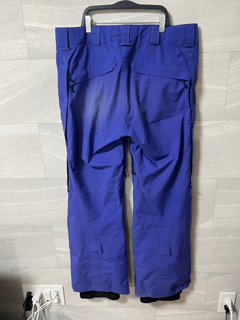 [ak] BURTON GORE-TEX スノーボードパンツ Lサイズ