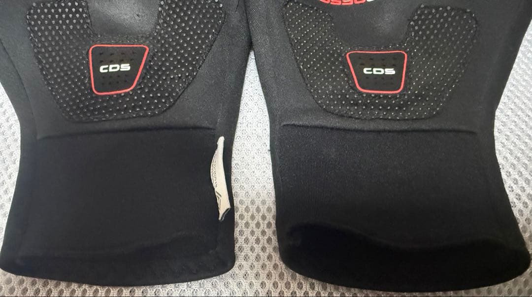 最新版　Castelli Perfetto ros glove Mサイズ