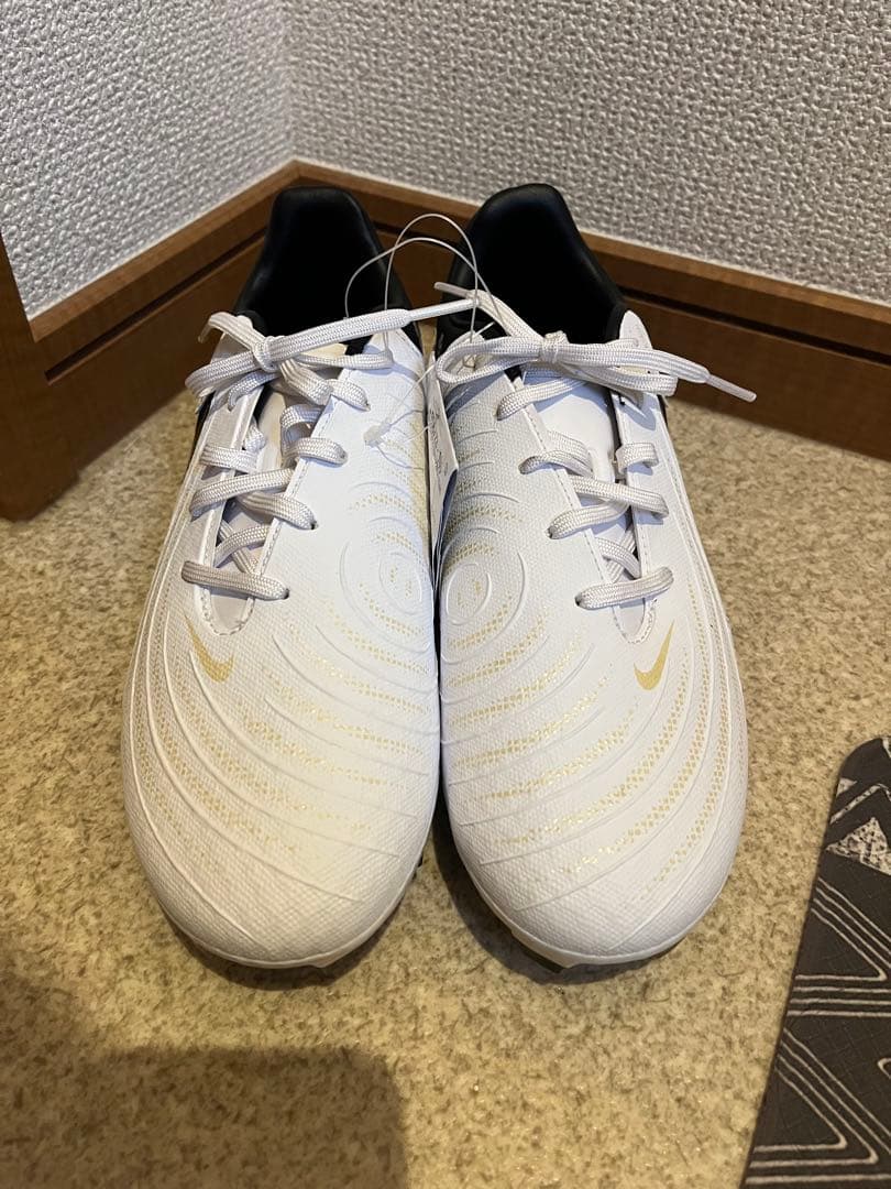 ☆新品☆サッカースパイク NIKE ファントムGX IIアカデミー 24.5
