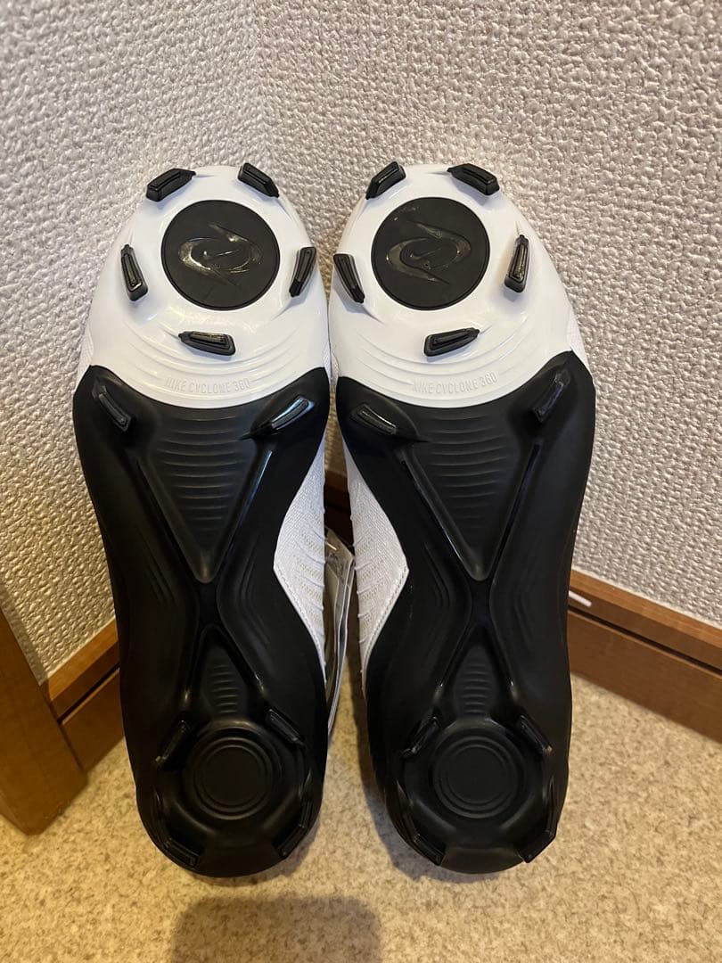 ☆新品☆サッカースパイク NIKE ファントムGX IIアカデミー 24.5