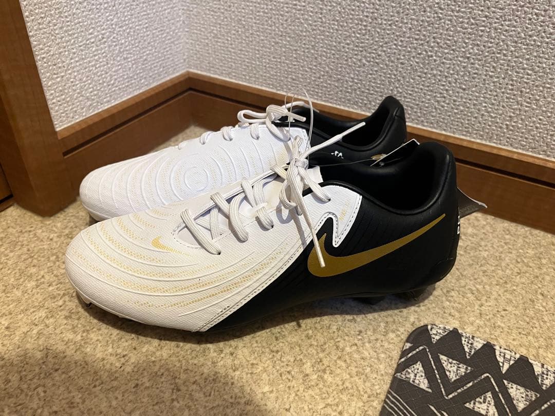 ☆新品☆サッカースパイク NIKE ファントムGX IIアカデミー 24.5