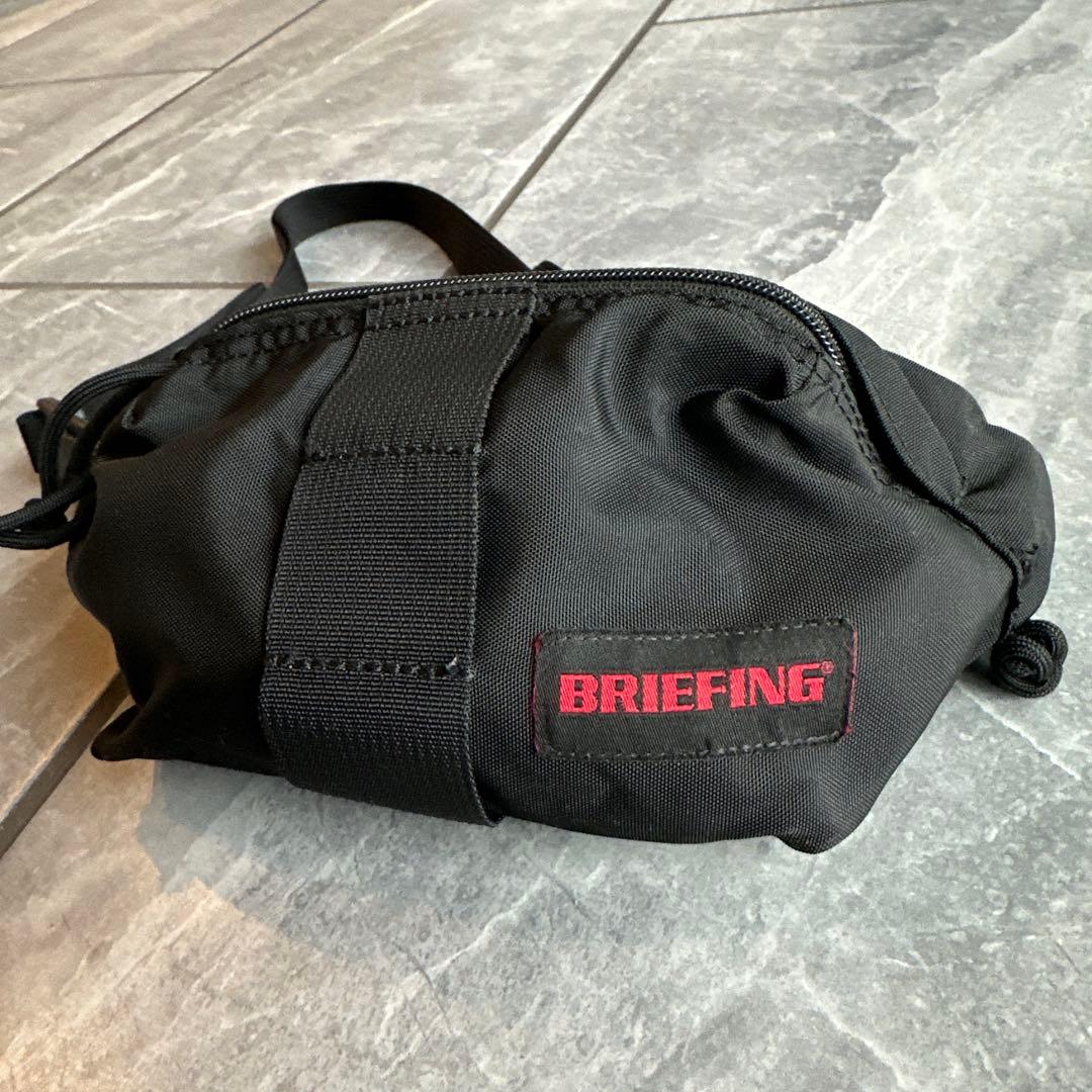 BRIEFING ボディバッグ・ウエストポーチ としても　ブラック