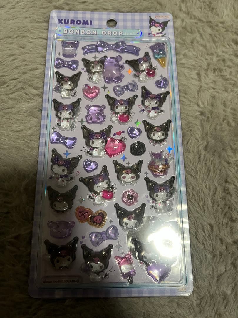【正規品】たまごっち4種　モモンガ　キティ　クロミ　ボンボンドロップシール