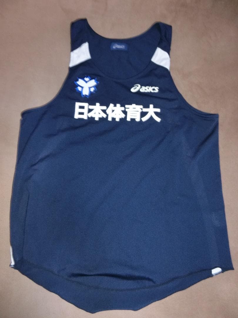 asics 日本体育大学陸上部 タンクトップ、ショートパンツセット