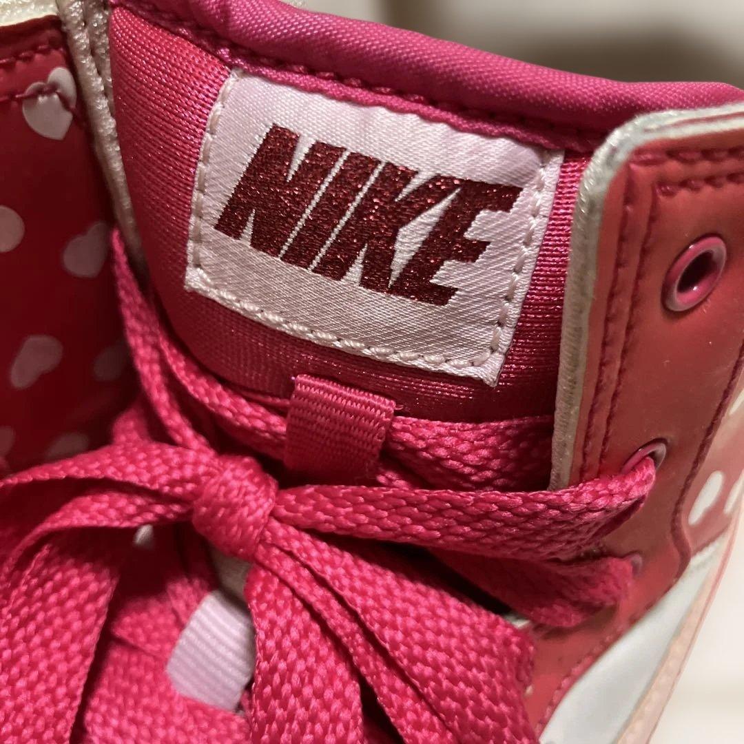 NIKEピンクハートバレンタイン限定品、現状品、used品22.5cm
