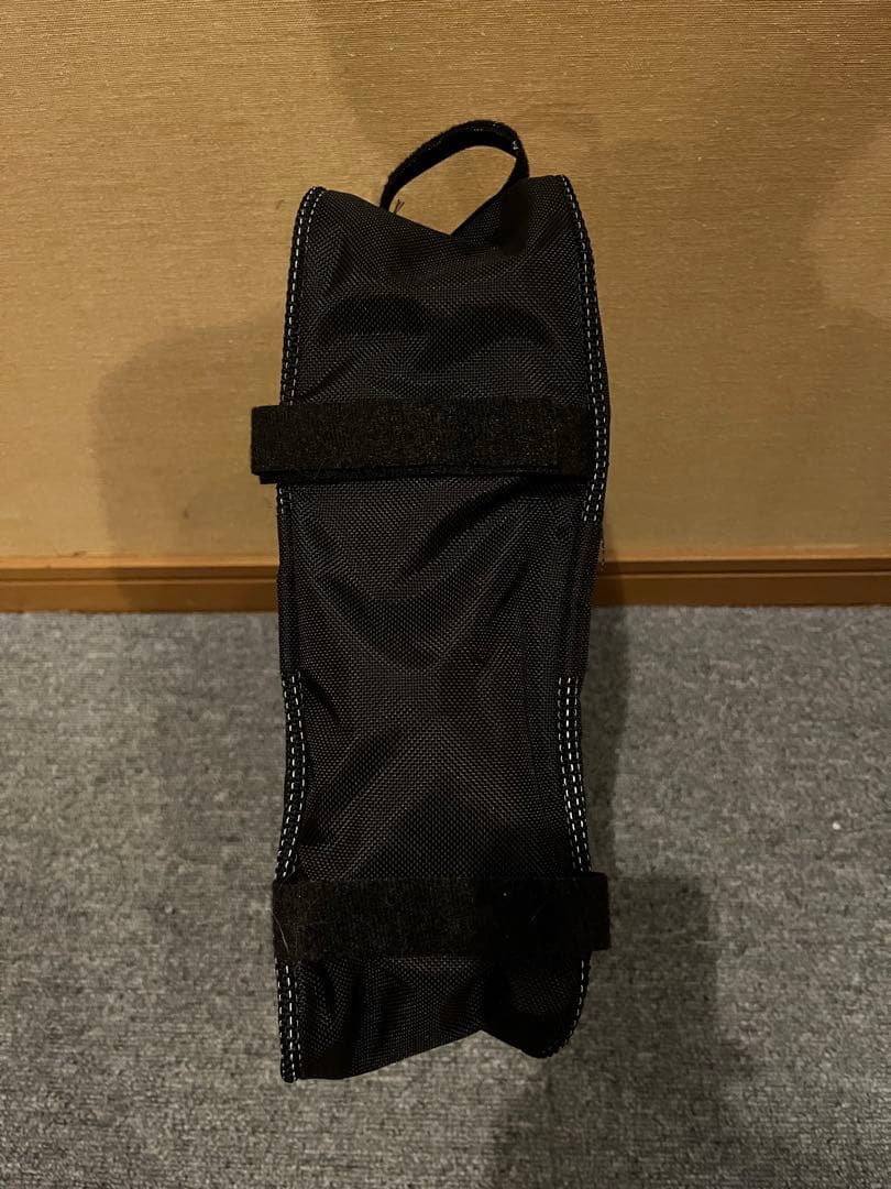 Alex Moulton 車体装着バッグ黒