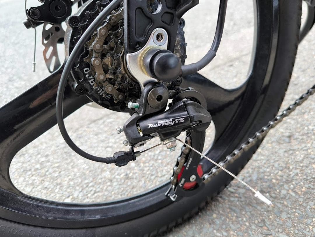 ピカチュウ　引取り限定！美品20インチ電動アシスト自転車 公道走行可