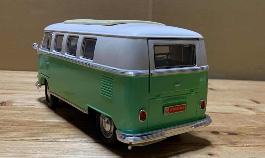 ミニカー 1/18 VW　フォルクスワーゲン　タイプⅡ　1962