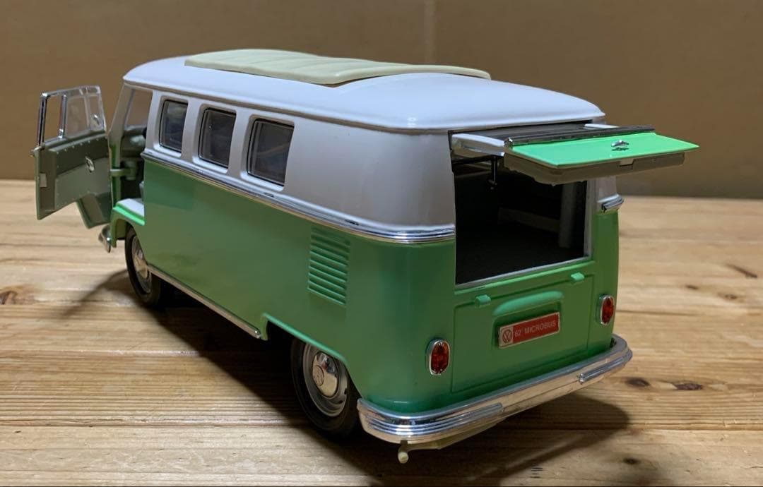 ミニカー 1/18 VW　フォルクスワーゲン　タイプⅡ　1962
