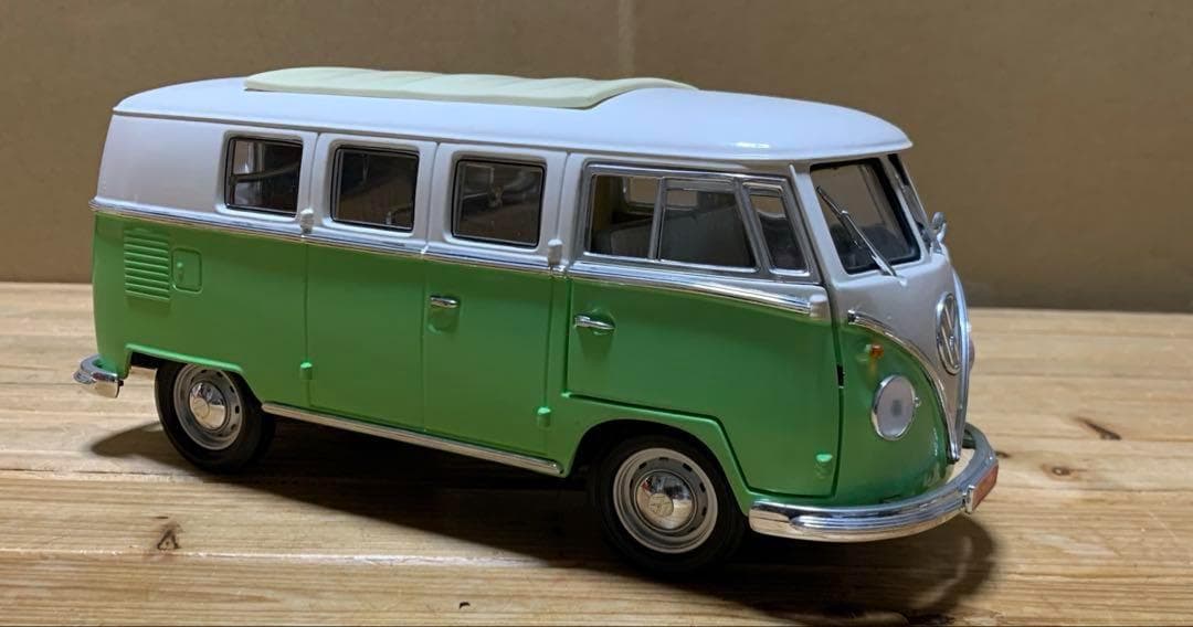 ミニカー 1/18 VW　フォルクスワーゲン　タイプⅡ　1962