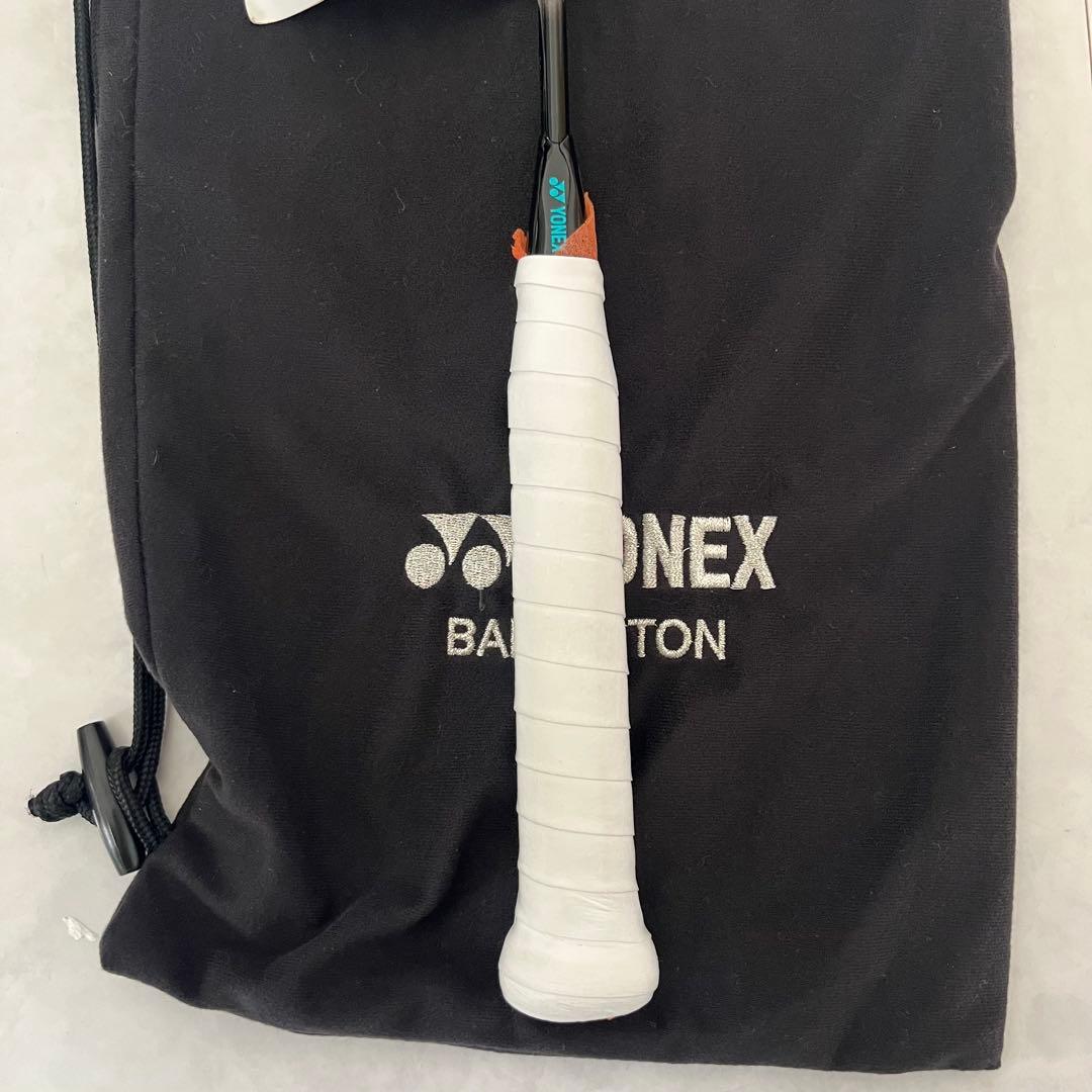 美品 ヨネックス ASTROX 88S PRO 4UG5