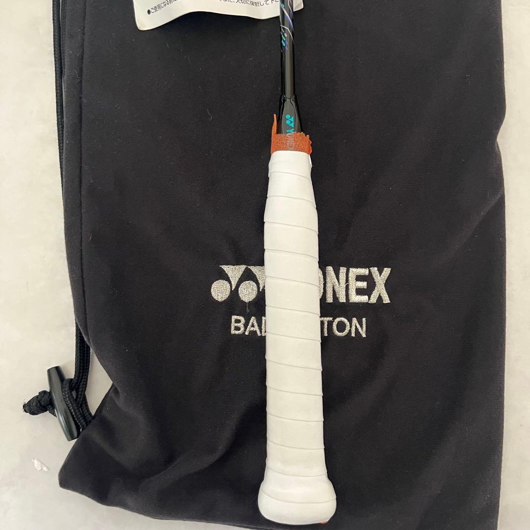美品 ヨネックス ASTROX 88S PRO 4UG5