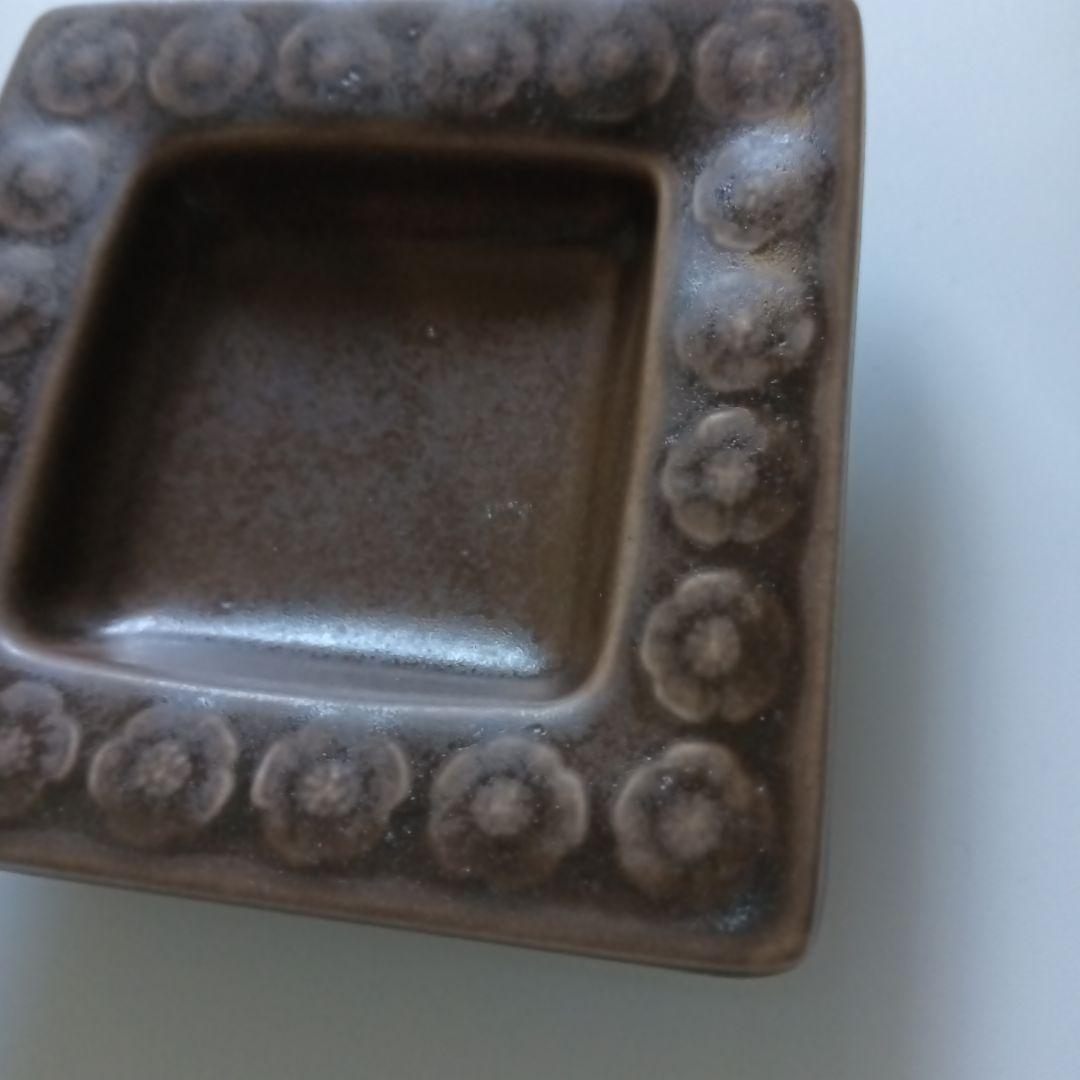 クイストゴー　アンバー　スクエアプレート　小皿　豆皿