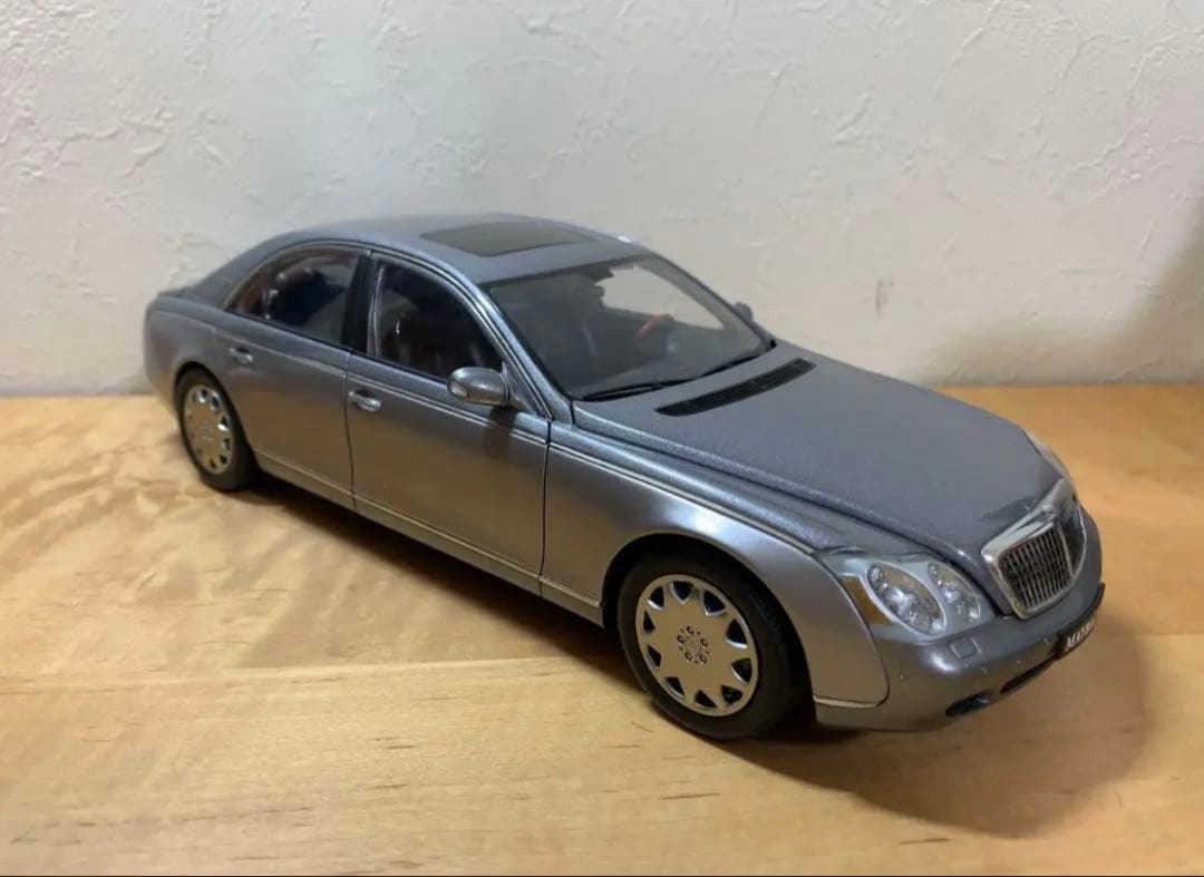 1/18 オートアート マイバッハ57 Auto-art