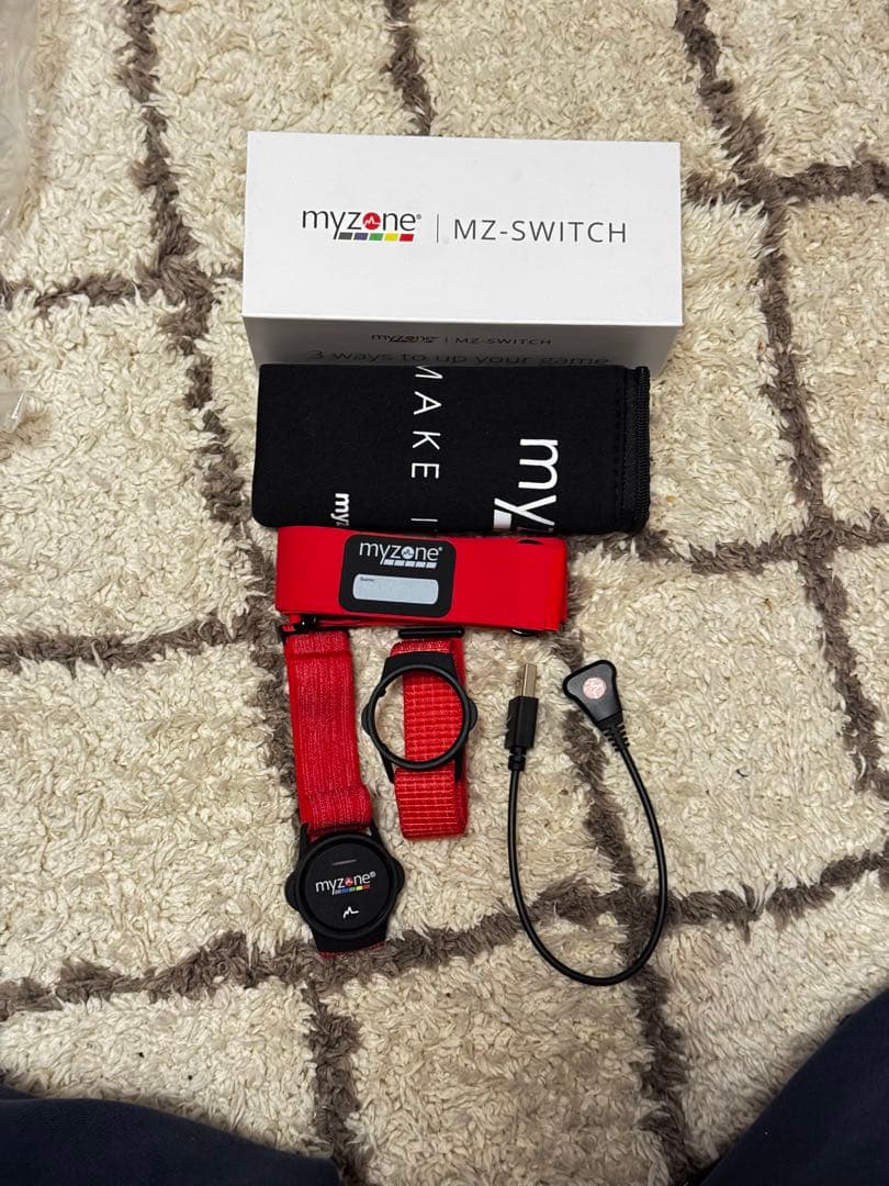 Myzone MZ-SWITCH 世界初 3箇所測定可能心拍トラッカー