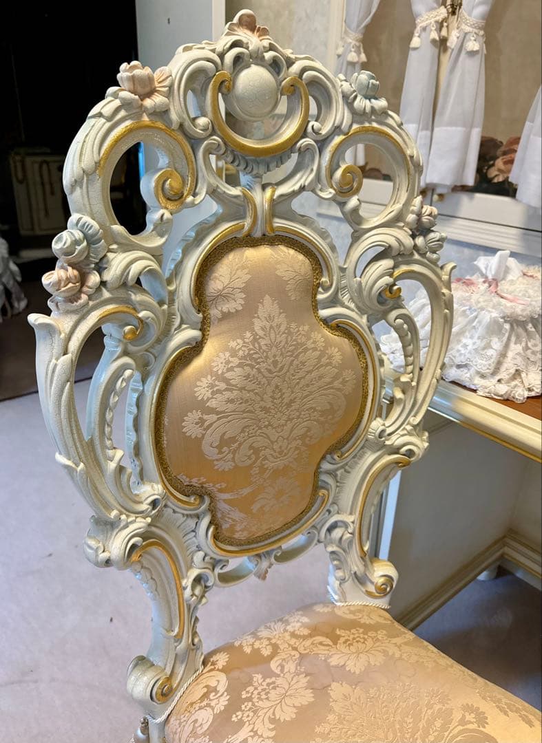 イタリア SILIK シリック社 最高級クラシック家具