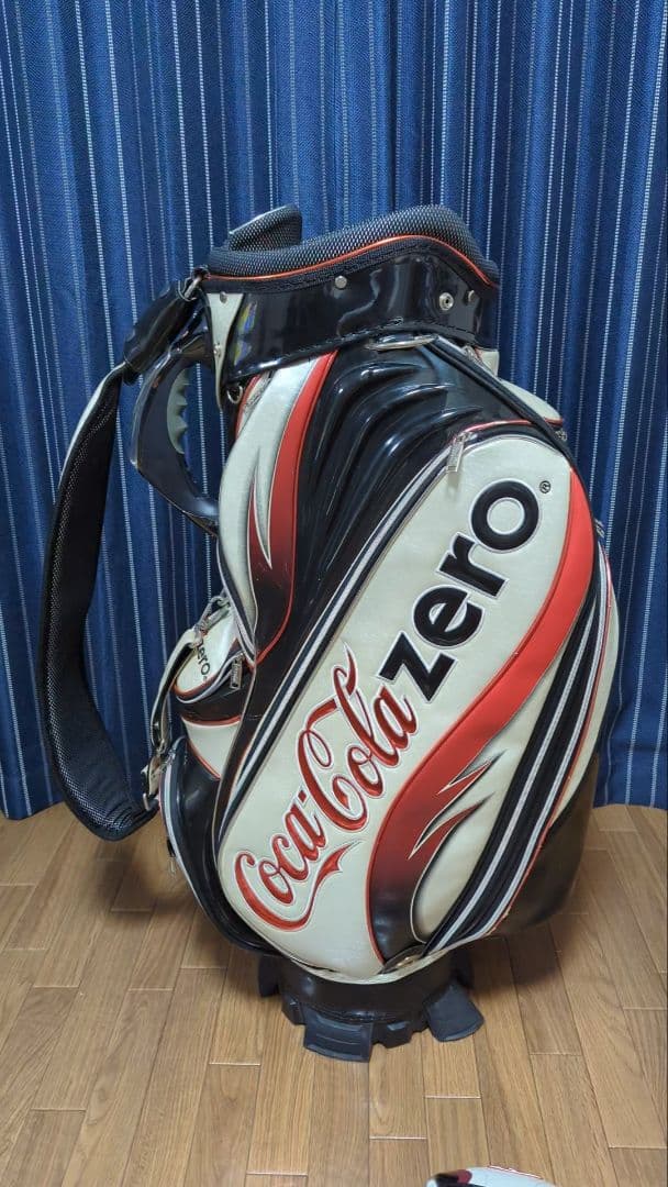 Coca Cola Zero コカコーラゼロ　キャディバックとヘッドカバー
