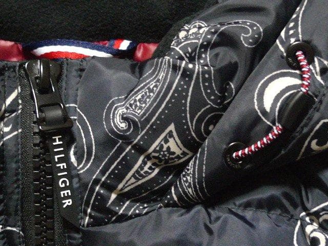 【大きい】XL日本サイズ位トミーヒルフィガーUSA限定極暖蓄熱ダウンジャケット