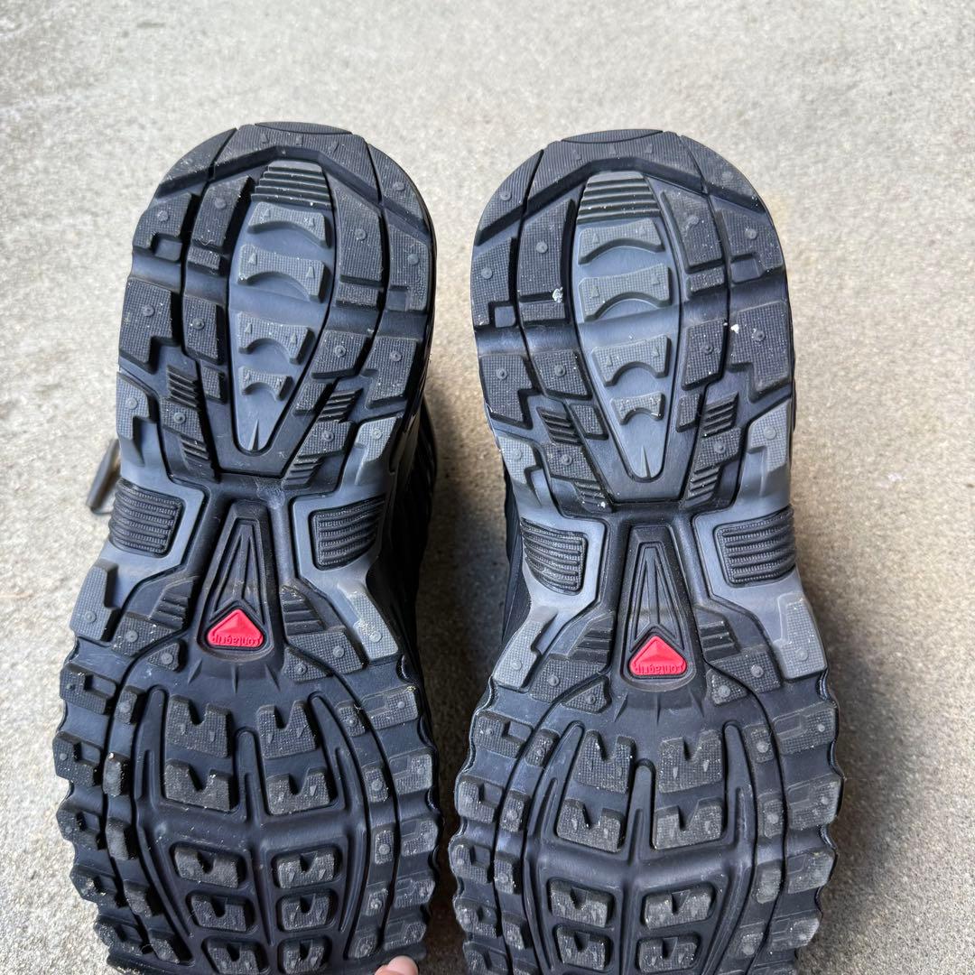 Salomon ASC PRO ブラックスニーカー