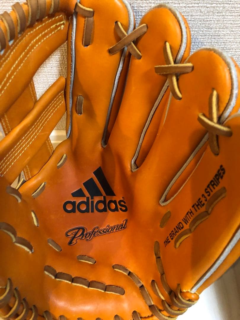 adidas Professional グローブ オレンジ 西岡剛サイン入り