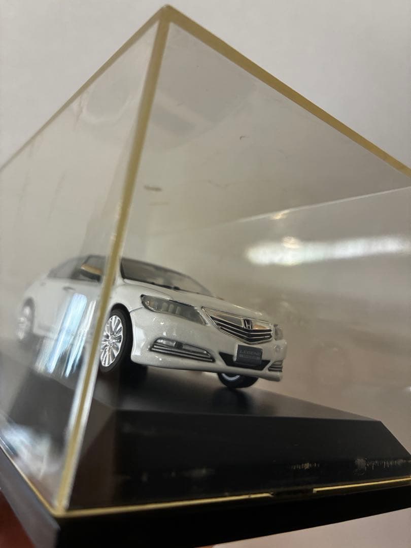 ホンダ LEGEND ミニカー　1/43