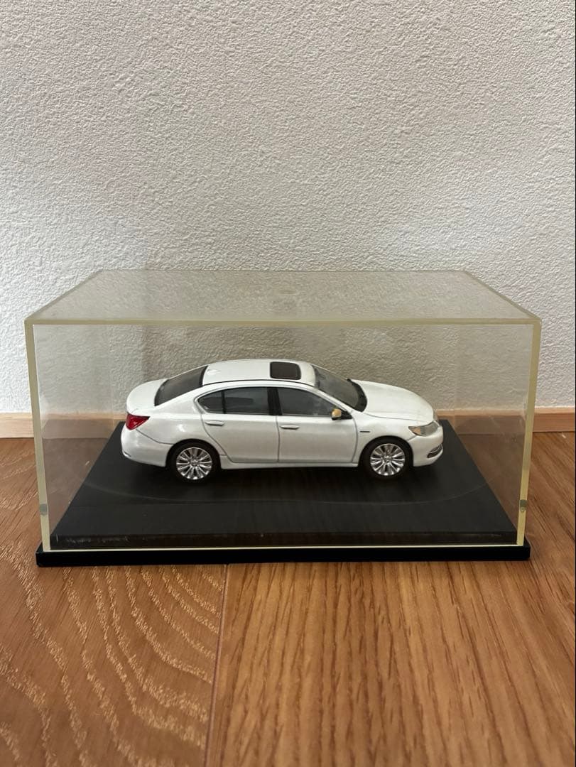 ホンダ LEGEND ミニカー　1/43