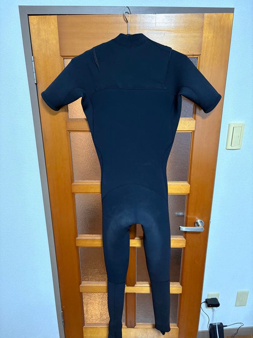 AIRTIGHT ブラック シーガルウェットスーツ