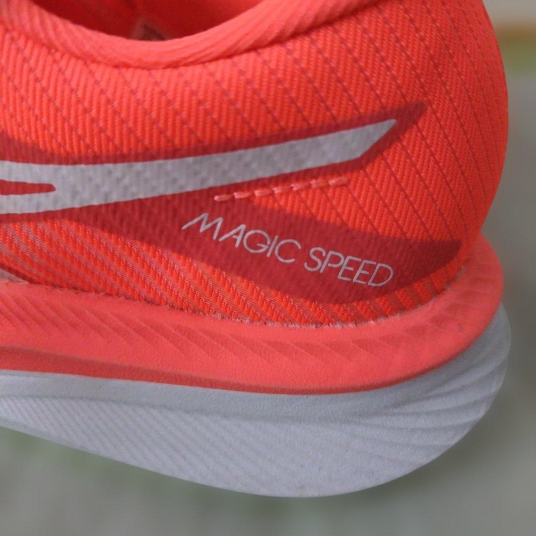 アシックス (MAGIC SPEED 3) ウィメンズ 24,5cm