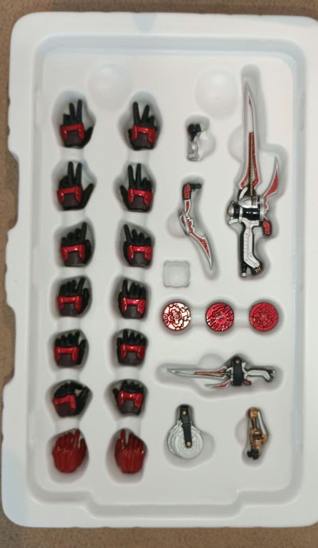 希少　早い者勝ち　真骨彫製法　仮面ライダー装甲響鬼　アームド響鬼　最終値下げ