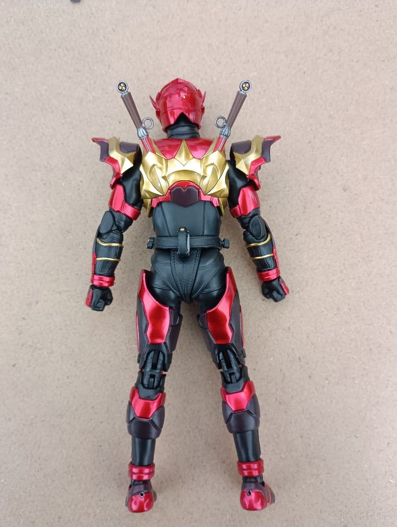 希少　早い者勝ち　真骨彫製法　仮面ライダー装甲響鬼　アームド響鬼　最終値下げ