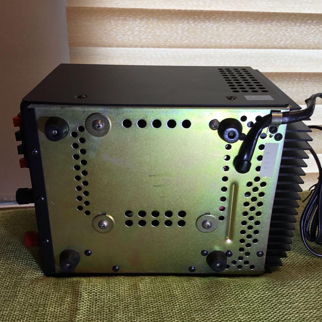 ダイワ　安定化電源　RS-300