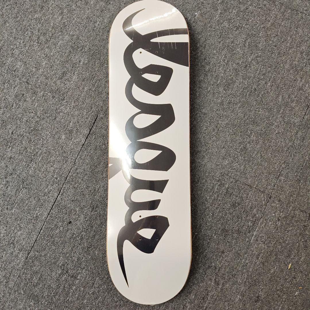 【新品・未使用・正規品】Lesque Skateboards デッキ 8.25