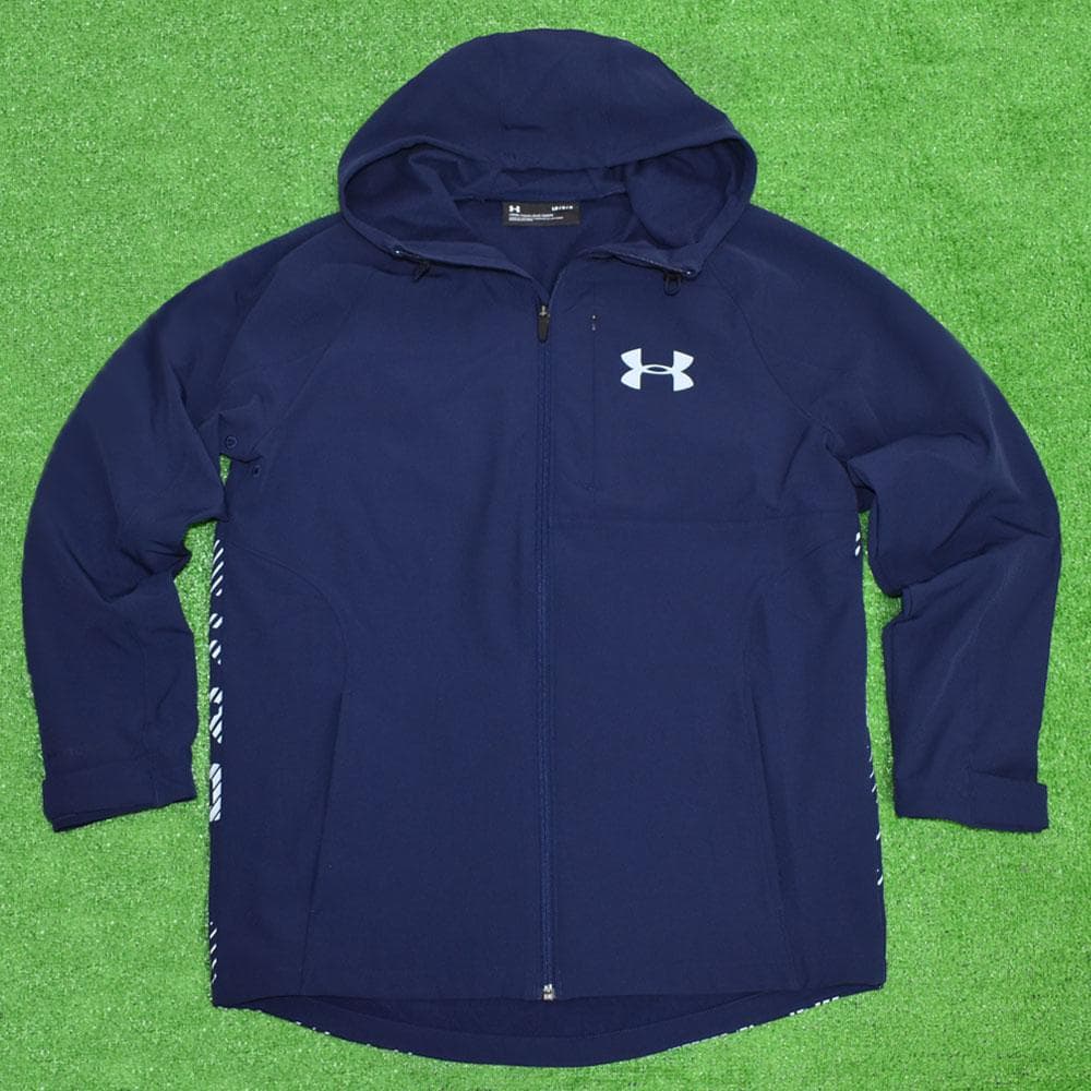 タ*ン様 UNDER ARMOUR アンダーアーマー 防風フードジャケット【Ｌ】