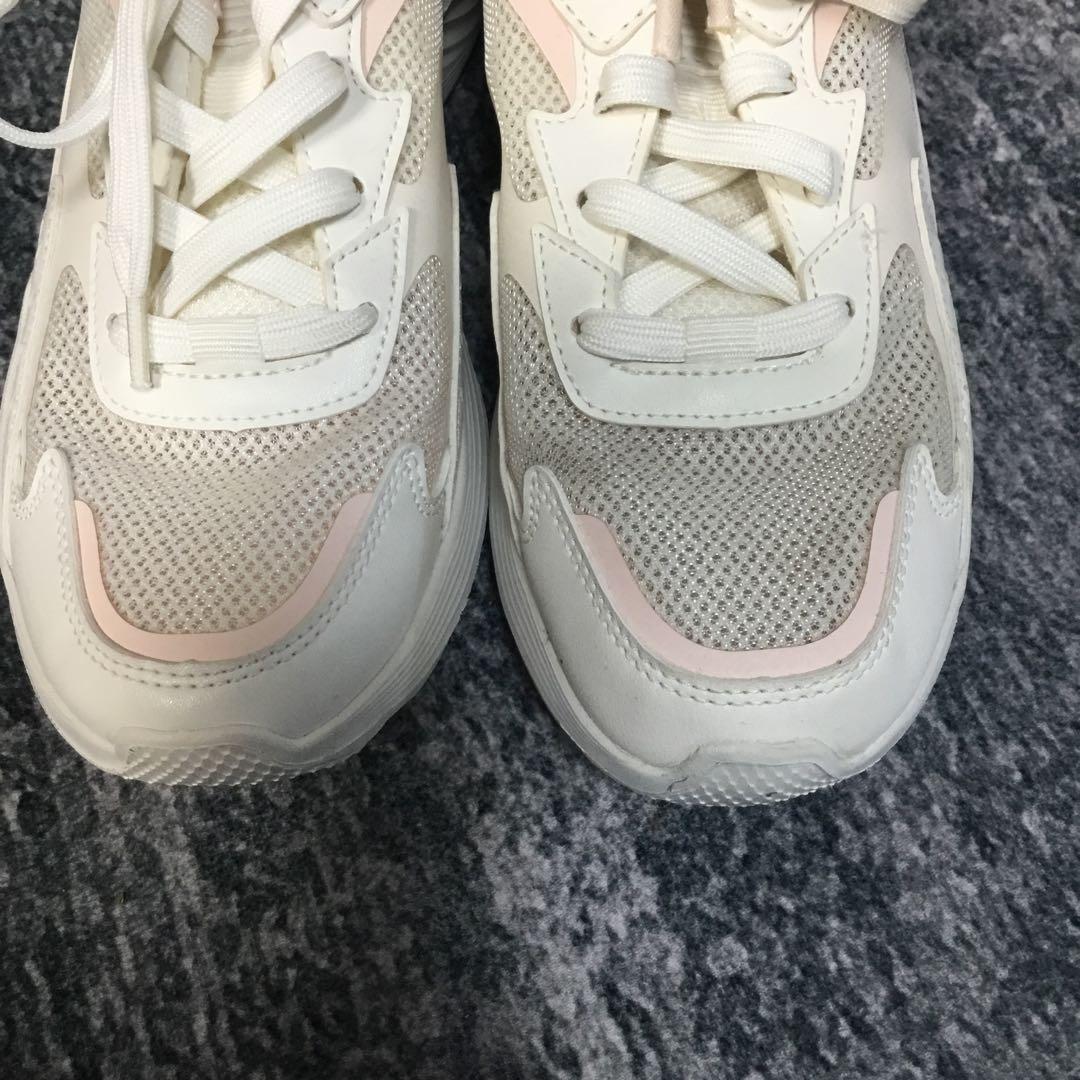Skechers 女性用スニーカー ホワイト