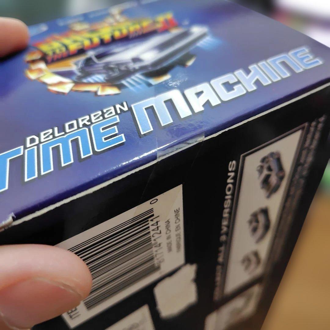 DeLorean Time Machine 1:24　バックトゥーザフューチャー