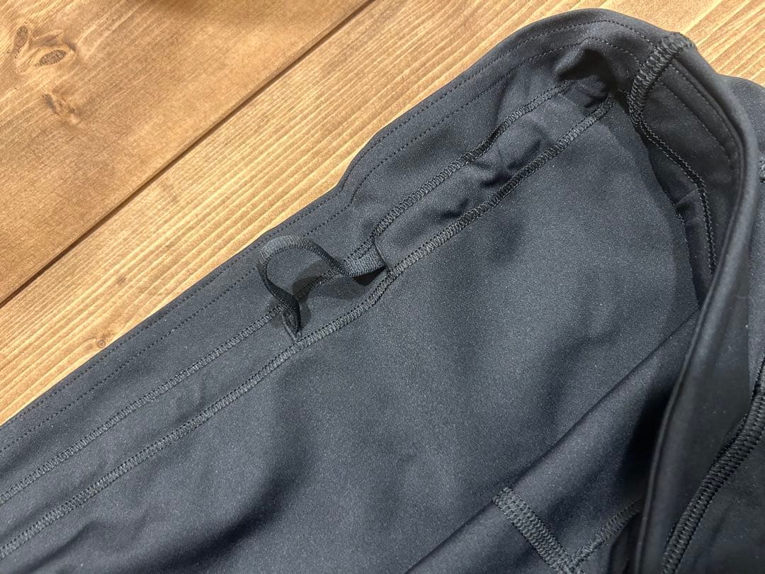 （新品）Lululemon ブラック ヨガ・ピラティス・ランニングレギンス 10