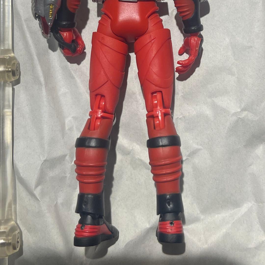 S.H.フィギュアーツ 仮面ライダー龍騎&ドラグレッダーセット
