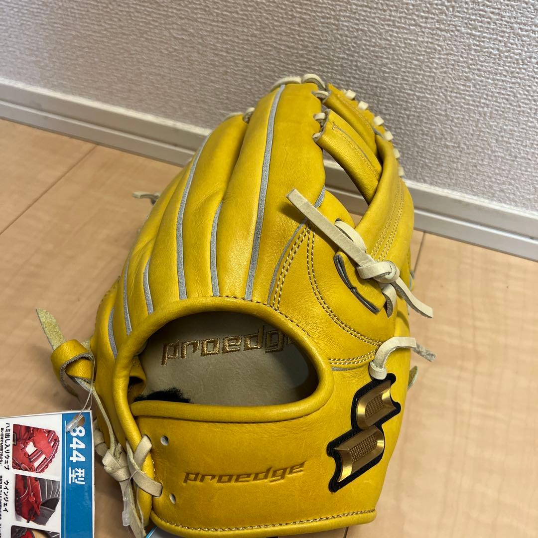 【限定値下げ！】　新品未使用　SSK proedge 内野手　硬式 型付け済