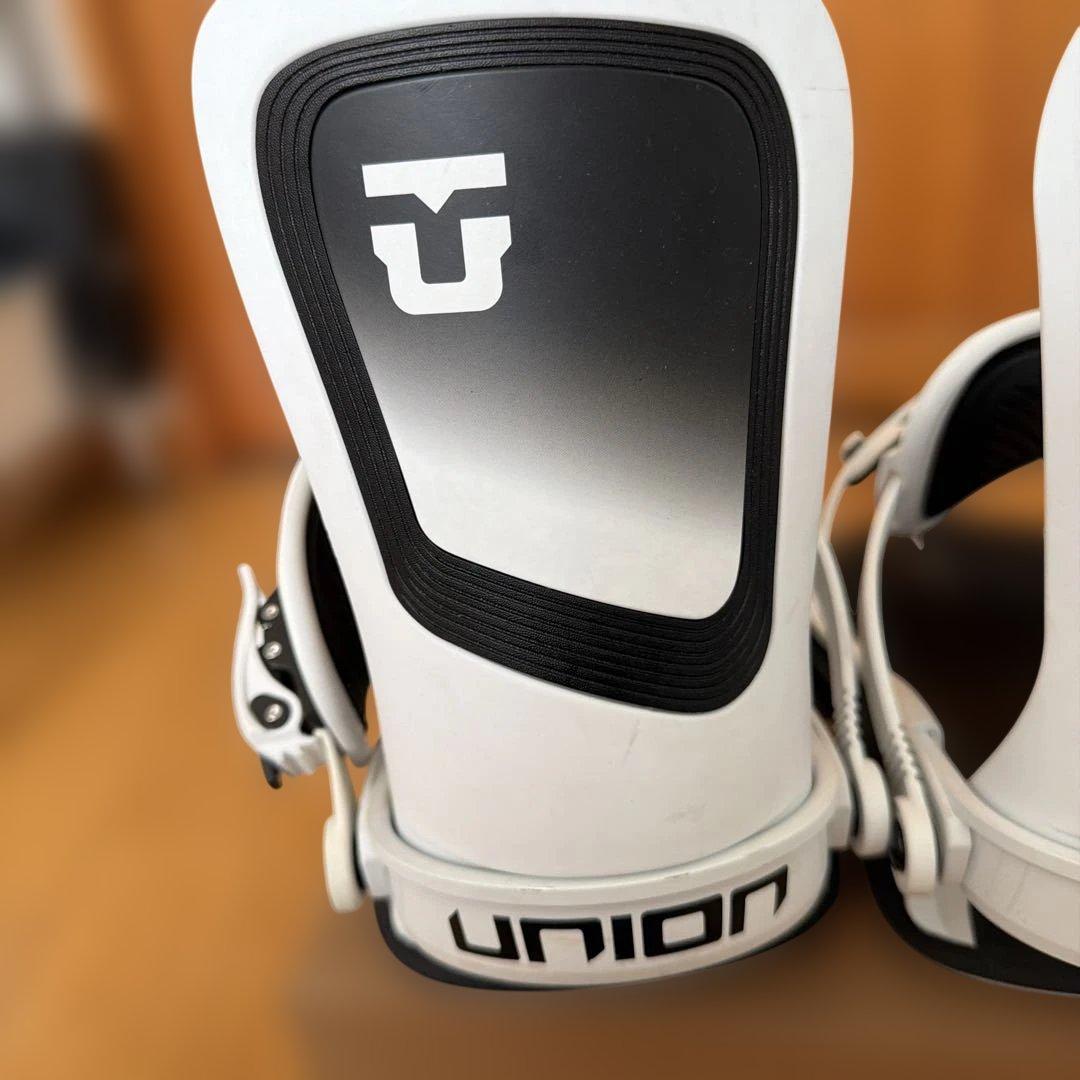 【極美品】24-25 UNION URTRA Mホワイト　ウルトラ
