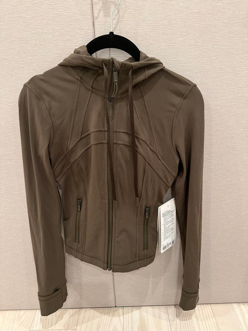 lululemon Defineフード付きクロップドジャケットNulu