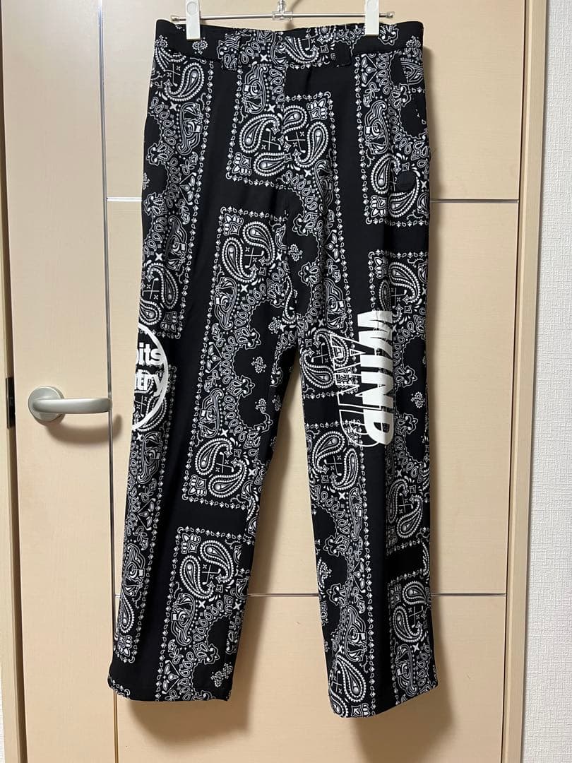 【完売品】 WIND AND SEA × FR2 GOLF ペイズリー パンツ